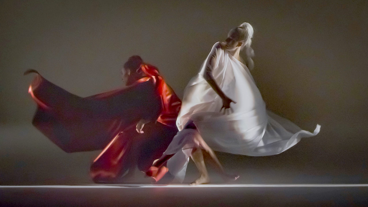 Atemporal Duet-RJ Muna