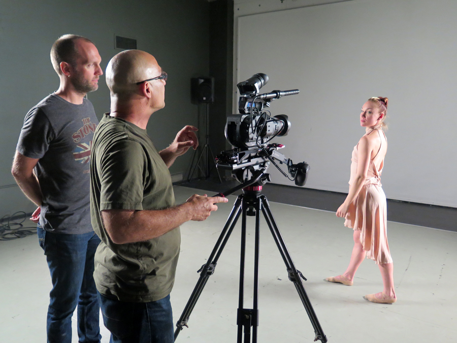 Read more about the article 2017 Screendance Workshop