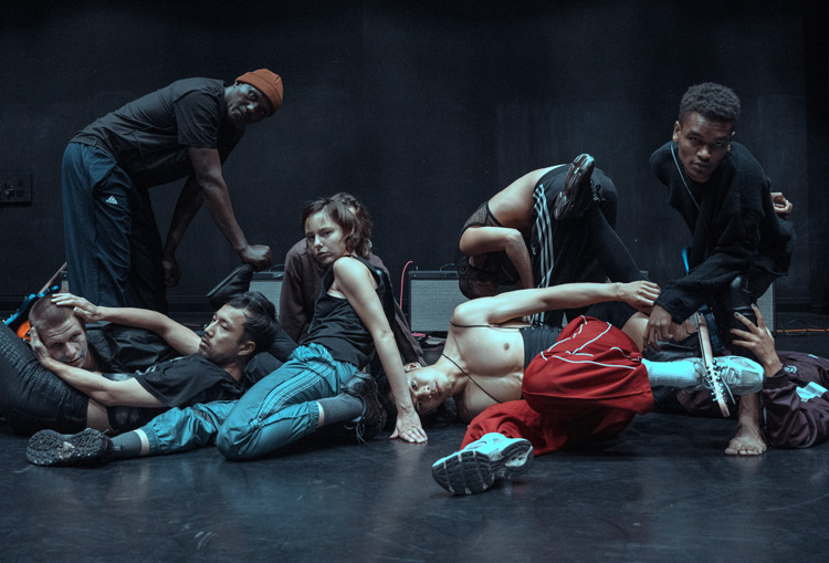 Read more about the article US Tour of “takemehome” by Dimitri Chamblas and Kim Gordon
