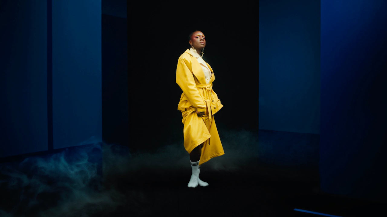 Viscera, Phoebe Davies, Nandi Bhebhe